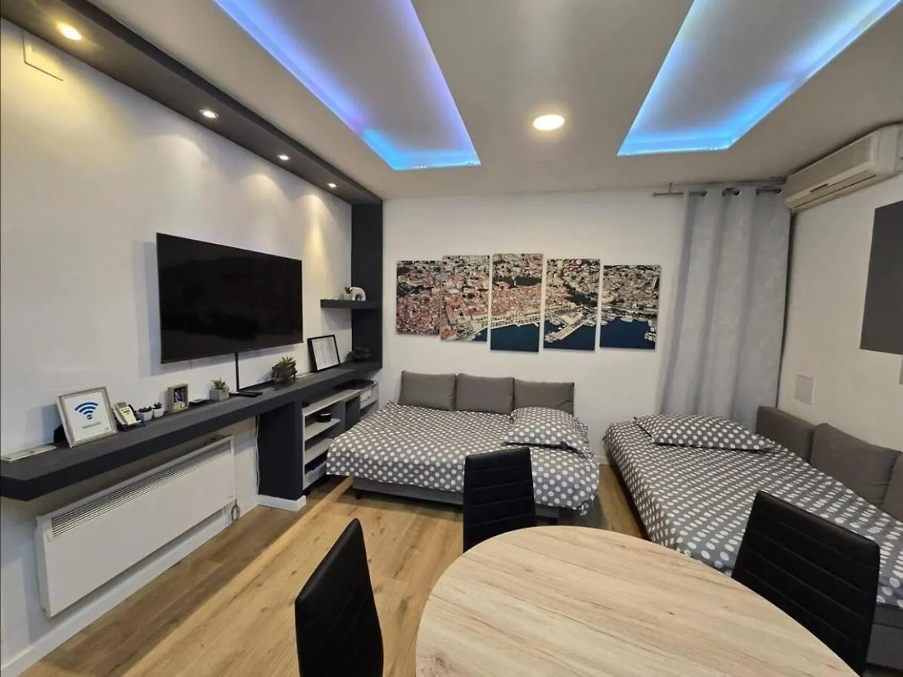 Diamond - 500 M From The Centar Apartment Split 0*,  Croatia